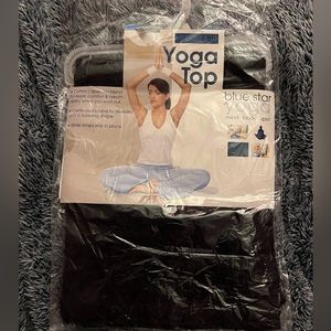 Blue star yoga top size medium